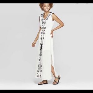 Cream Knox Rose dress with black flower stitching